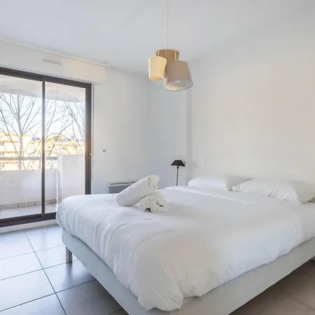 Passerelle - Centre-ville Balcon & Garage *